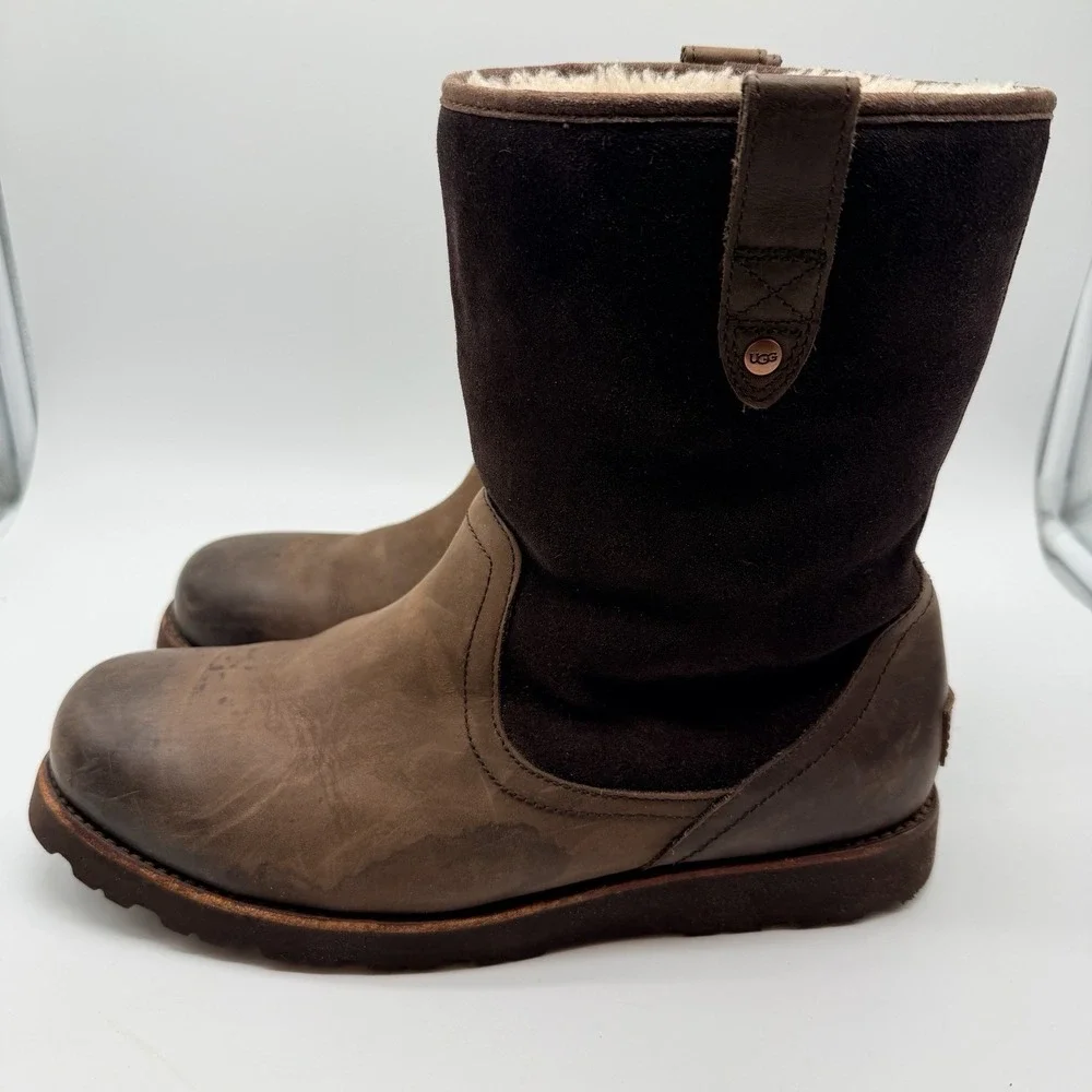 UGG Boots Men's Sz 9.5 Brown Waterproof Leather Sheepskin Lined Treadlite Snow